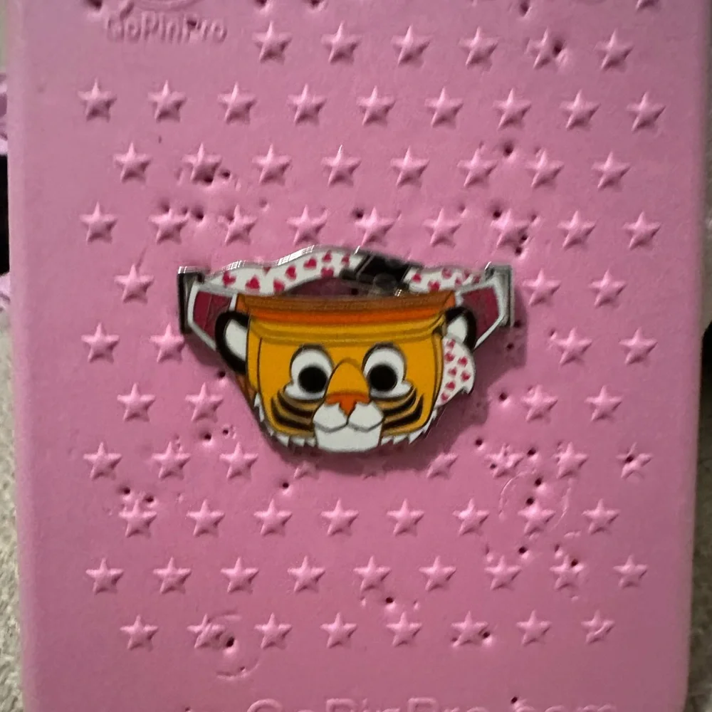 Disney Rajah Fanny Pack Pin - Picture 2 of 4